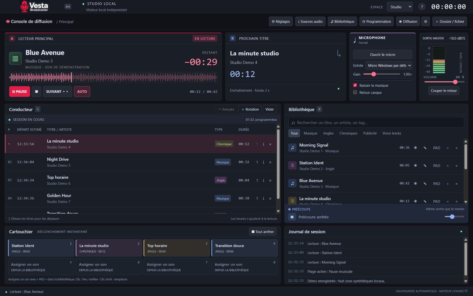 Interface réelle du studio Vesta Broadcaster : conducteur, micro et cartoucheur